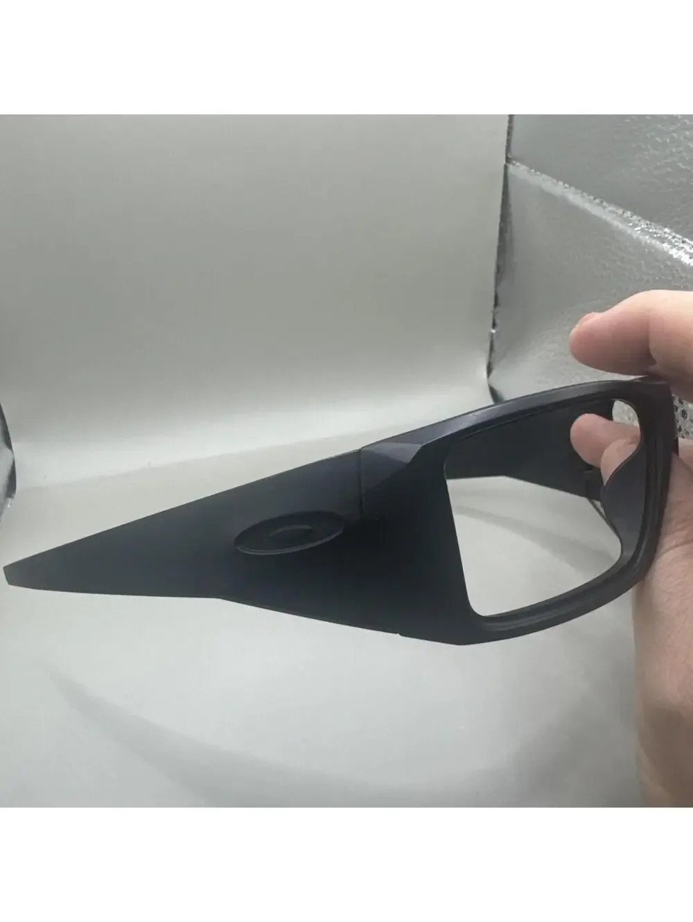 Oakley Heliostat Matte Black Frame (No Icons)
